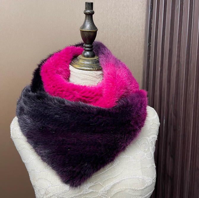 Ombre Color Genuine Mink Fur S - огляд і ціна Infinity Scarf Knit