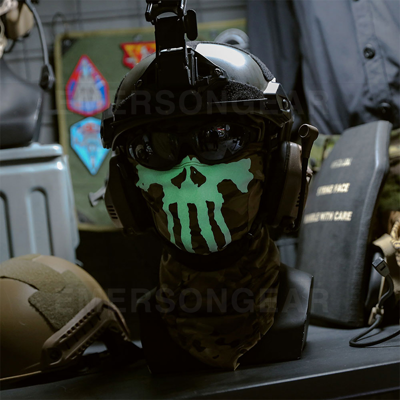 Emersongear Ghost MULTI HOOD E - огляд і ціна Muffler Men Wool