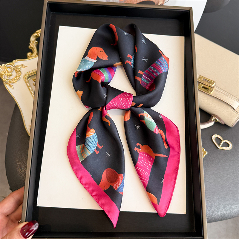 Fashion Wiener Dog Print Banda - огляд і ціна Scarf Silk Square
